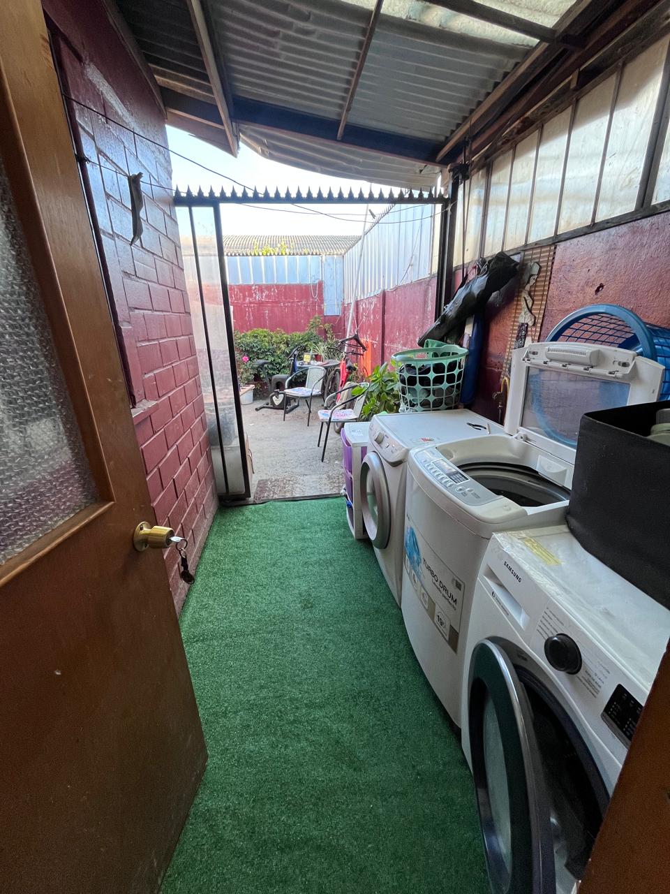 2a0e5cbe-6605-404d-853f-4e909019f9f2